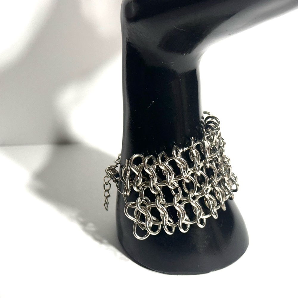 Gothic Chain Maille Chainmail Bracelet Interlocking Rings Medieval Castlecore - Picture 4 of 9